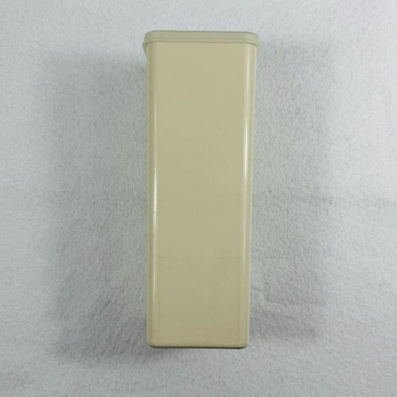 Tupperware Beige Storage Container w/ Lid & Velveeta Cheese Keeper Model 1696-2 - Picture 6 of 10